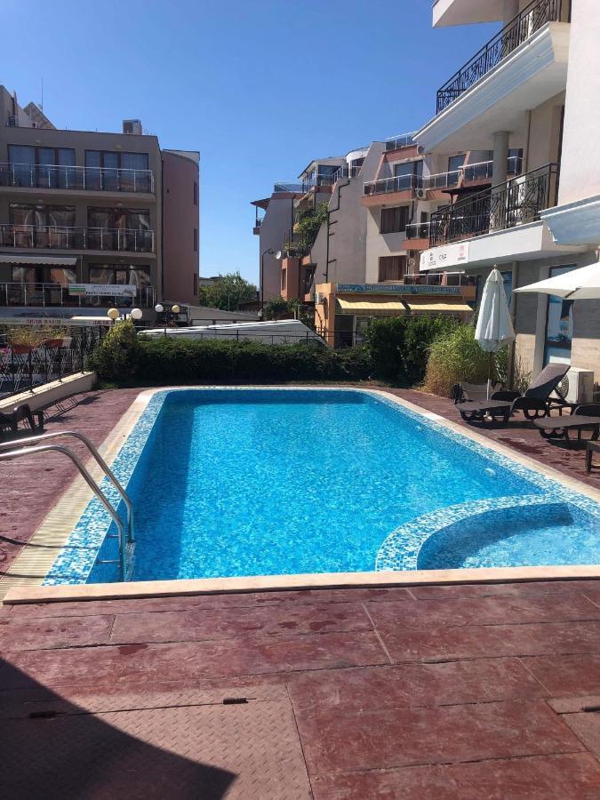 Вила Калабрия Sveti Vlas Exterior foto