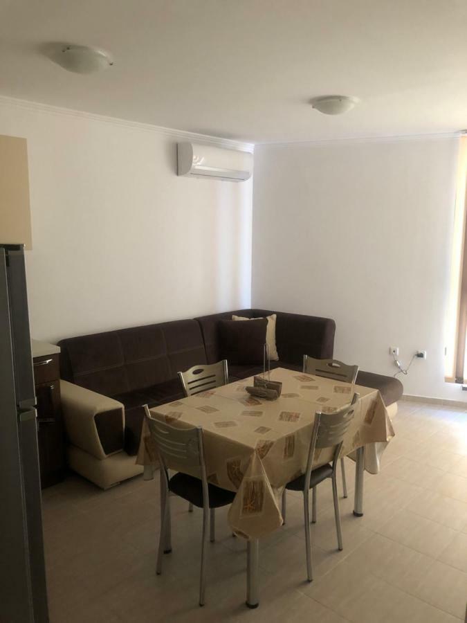 Вила Калабрия Sveti Vlas Exterior foto